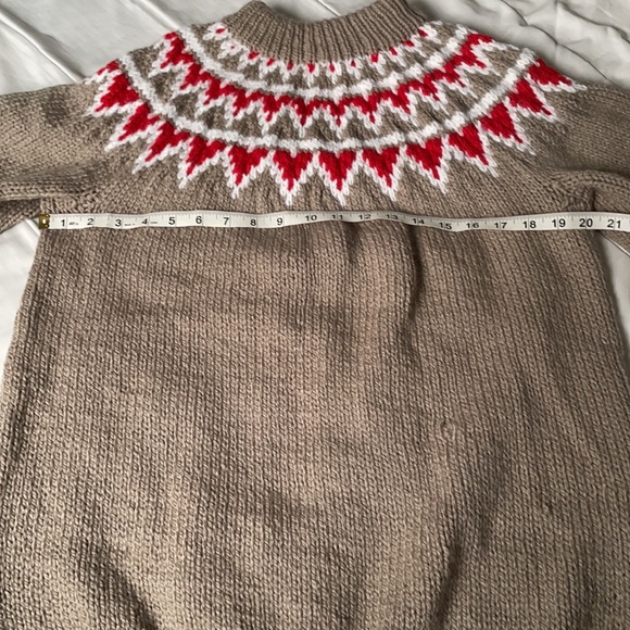 HANDMADE KNIT SWEATER - Picture 3 of 7